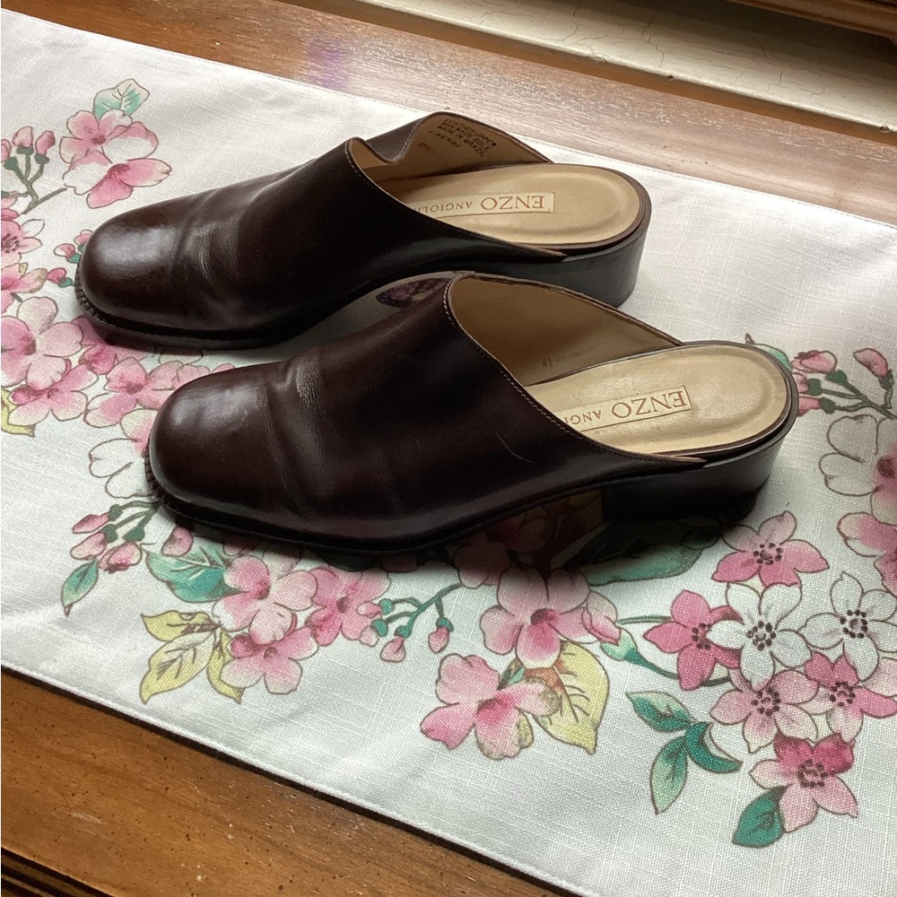 Enzo Angiolini Women's Brown Mules